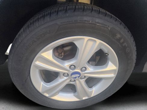 Used 2013 Ford Escape SE image 33