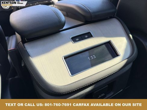 Used 2025 Lincoln Navigator L Reserve image 36