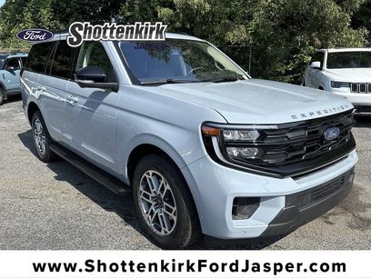 Used 2025 Ford Expedition Active