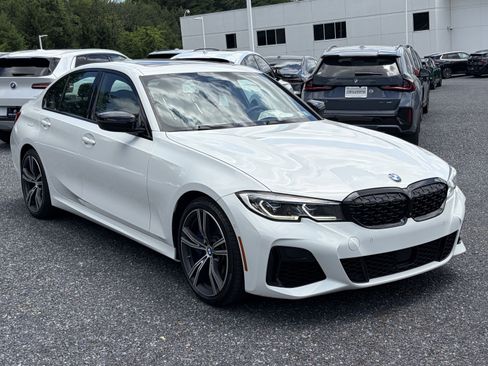 Used 2021 BMW M340i xDrive w/ Executive Package AWD/4WD image 3