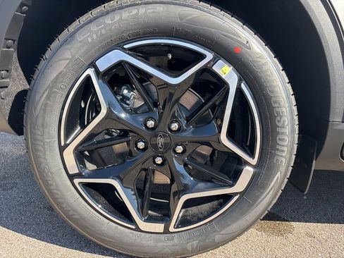 New 2026 Ford Escape Platinum w/ Premium Technology Package image 12