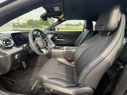 Used 2025 Mercedes-Benz CLE 300 4MATIC Cabriolet image 12