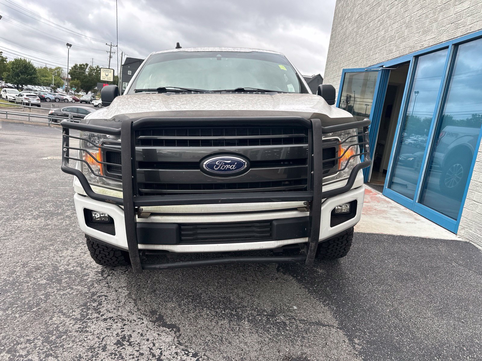 Used 2020 Ford F150 XLT w/ Equipment Group 302A Luxury AWD/4WD image 2