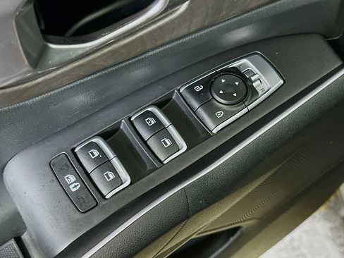 Used 2024 Kia Sorento X-Line EX image 21