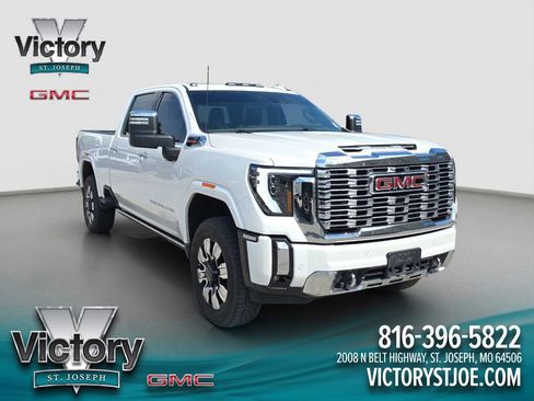 Used 2025 GMC Sierra 2500 Denali w/ Denali Reserve Package AWD/4WD image 1