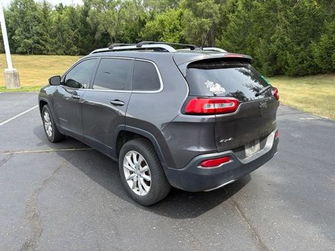 Used 2015 Jeep Cherokee Limited AWD/4WD image 4