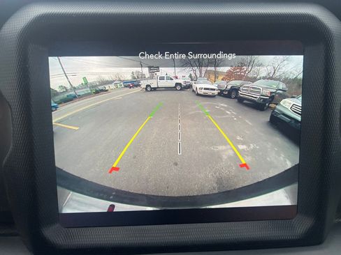 Used 2022 Jeep Wrangler Unlimited Sahara w/ Cold Weather Group image 34