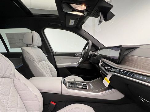 New 2026 BMW X5 xDrive50e AWD/4WD image 6