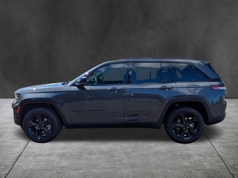 New 2025 Jeep Grand Cherokee Limited w/ Luxury Tech Group II AWD/4WD image 7