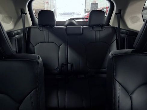 New 2026 Honda Pilot Touring image 23