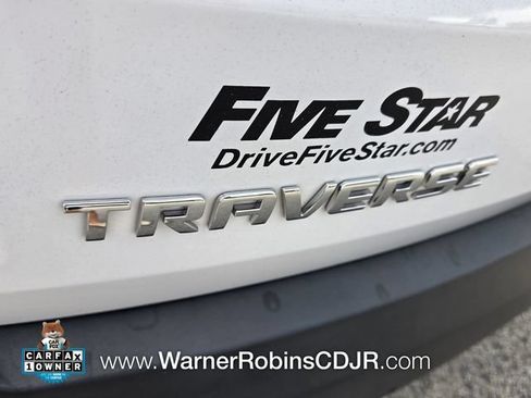 Used 2023 Chevrolet Traverse LT FWD image 12