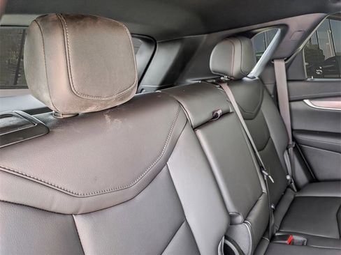 New 2026 Cadillac XT5 Luxury image 17