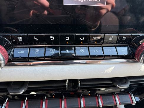 Used 2023 GMC Canyon AT4X image 30