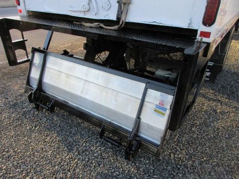 Used 2016 Ford F650 2WD Regular Cab Super Duty image 25