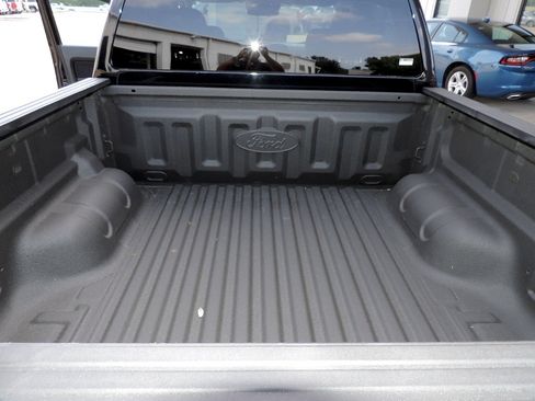 Used 2021 Ford Ranger XLT w/ Equipment Group 301A Mid RWD image 17