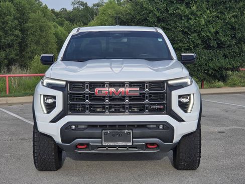 Used 2024 GMC Canyon AT4 w/ AT4 Premium Package AWD/4WD image 2
