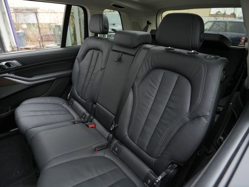 Used 2020 BMW X7 xDrive40i w/ Premium Package image 29