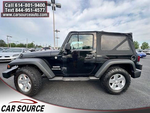 Used 2012 Jeep Wrangler Sport AWD/4WD image 3