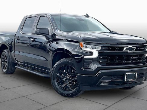 Used 2024 Chevrolet Silverado 1500 RST RWD image 3