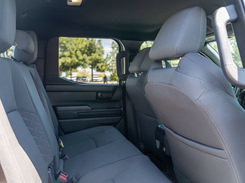 Used 2024 Toyota Tacoma SR5 AWD/4WD image 22
