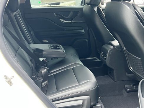 New 2026 Lincoln Corsair Premiere image 12