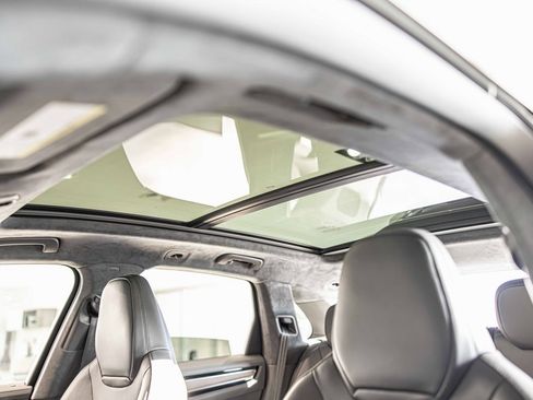 Used 2021 Porsche Cayenne GTS image 20