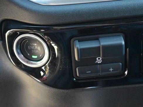 New 2025 Chevrolet Silverado 1500 LT image 30