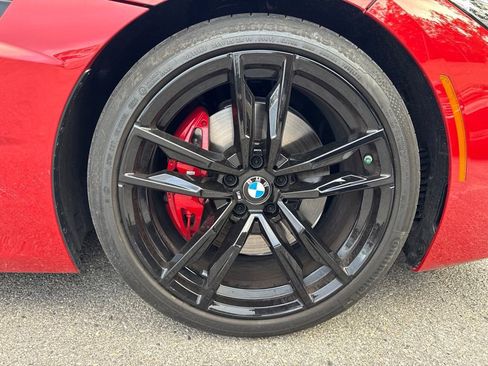 Used 2024 BMW Z4 M40i w/ Premium Package RWD image 5
