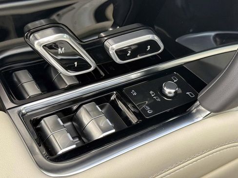 New 2026 Land Rover Range Rover SE AWD/4WD image 15