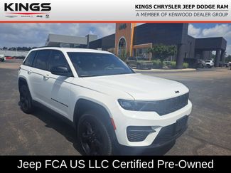 Certified 2023 Jeep Grand Cherokee Altitude AWD/4WD video 1