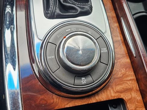 Used 2015 INFINITI QX80 4WD image 23