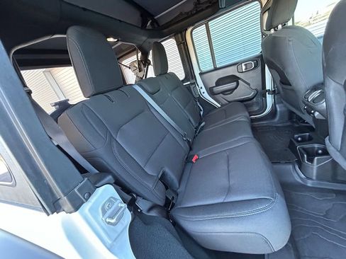 Used 2022 Jeep Wrangler Unlimited Sport S image 43