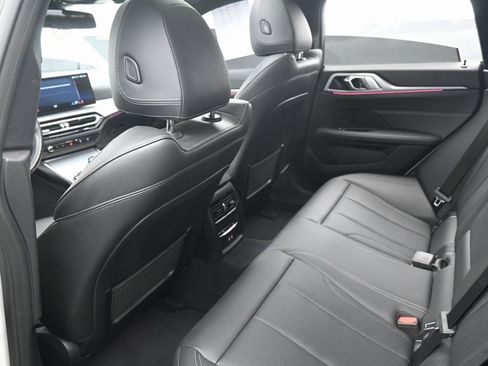 Used 2022 BMW i4 eDrive40 w/ Premium Package image 31