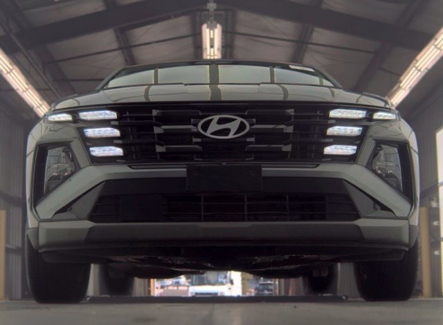 Used 2026 Hyundai Tucson SE FWD image 3