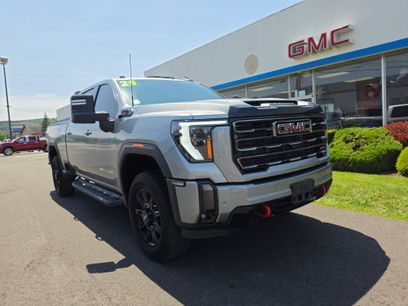 Used 2024 GMC Sierra 2500 AT4 w/ Technology Package