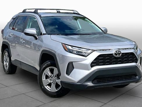 Used 2024 Toyota RAV4 XLE w/ Convenience Package AWD/4WD image 3