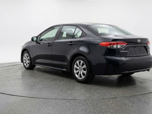 Used 2025 Toyota Corolla LE FWD image 6