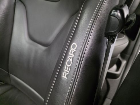 Used 2016 Ford Focus ST w/ Equipment Group 402A FWD image 20
