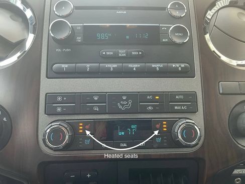 Used 2011 Ford F250 Lariat w/ Lariat Interior Pkg AWD/4WD image 15