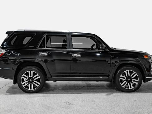 Used 2018 Toyota 4Runner Limited RWD image 5