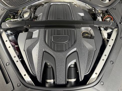 Used 2023 Porsche Panamera w/ Premium Package RWD image 21