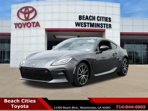 Certified 2023 Toyota GR86 w/ ALL Weather Mat Package (TMS) RWD image 5