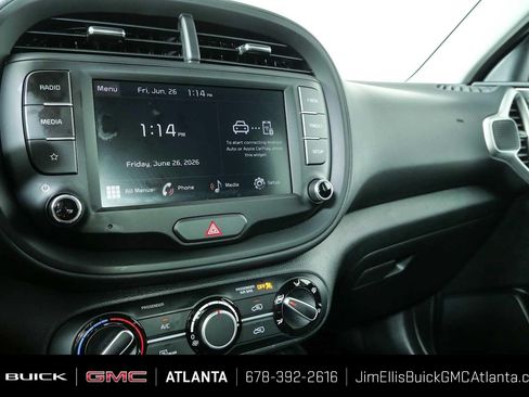 Used 2025 Kia Soul LX FWD image 12