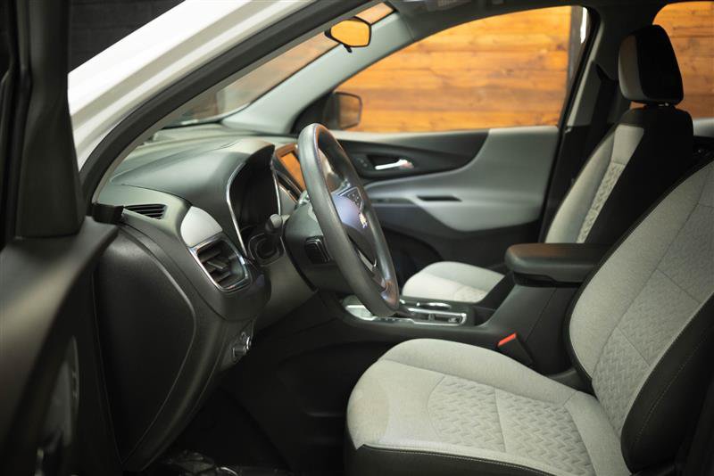 Used 2022 Chevrolet Equinox LT FWD image 8