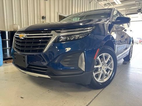 Used 2022 Chevrolet Equinox LT FWD image 34