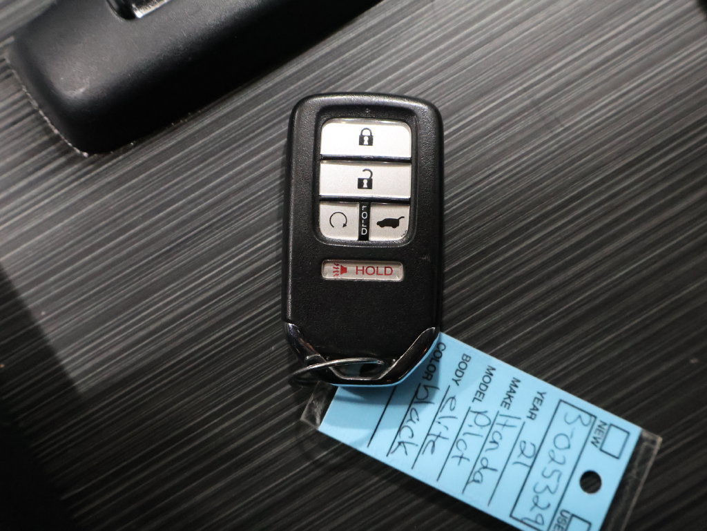 Used 2021 Honda Pilot Elite image 30