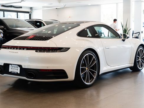 Used 2020 Porsche 911 Carrera RWD image 4