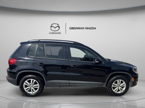 Used 2017 Volkswagen Tiguan S FWD image 8