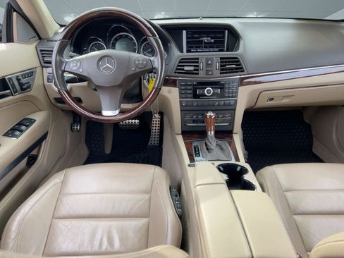 Used 2011 Mercedes-Benz E 350 E 350 image 27