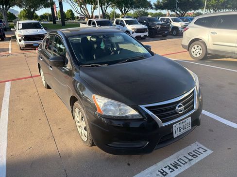 Used 2015 Nissan Sentra S image 3